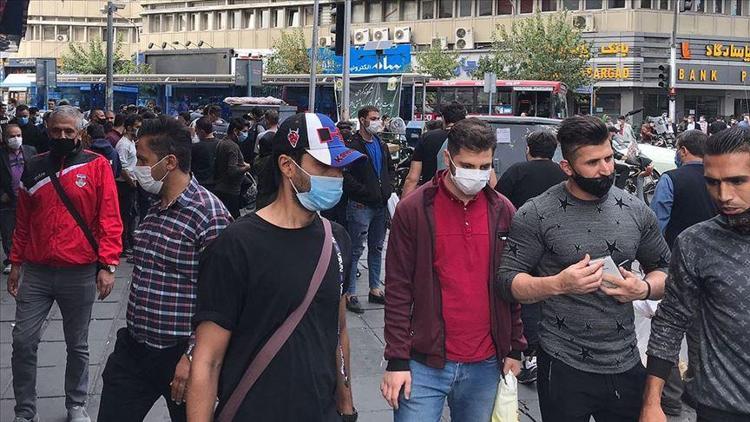 İranda yeni koronavirüs kısıtlamaları: İş yerleri kapatılıyor, şehirler arası seyahat yasaklanıyor