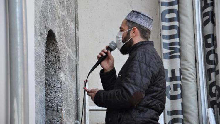 İslahiyede koronavirüs yasakları camilerden anonsla duyuruldu