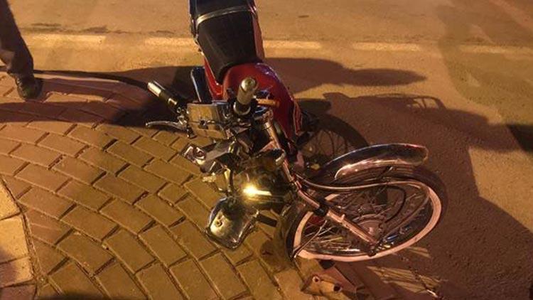 Bursada otomobille çarpışan motosikletin sürücüsü ağır yaralandı