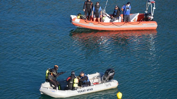 Tuncelide kayıp üniversite öğrencisi Gülistan Dokuyu arama çalışmaları devam ediyor