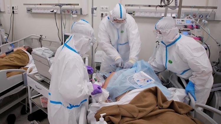 ABDde Kovid-19 aşısı beklenirken hastane kapasiteleri dolmak üzere