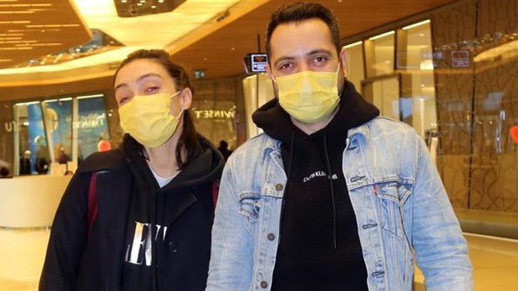 Merve Dizdar ve eşi Gürhan Altundaşar alışverişte