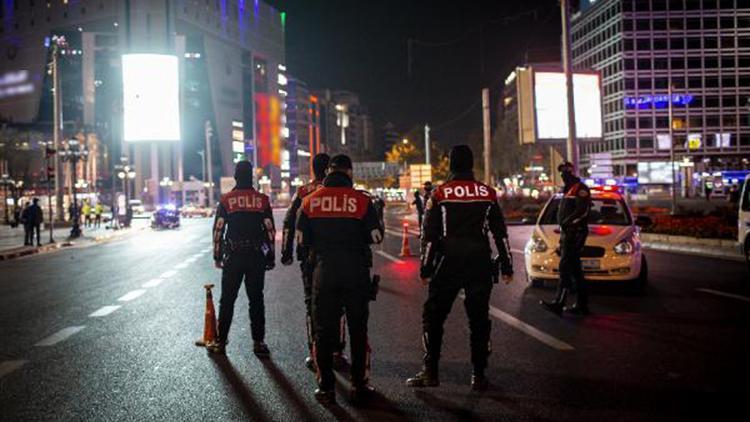 Ankarada sokağa çıkma kısıtlamasını ihlal eden 798 kişiye para cezası