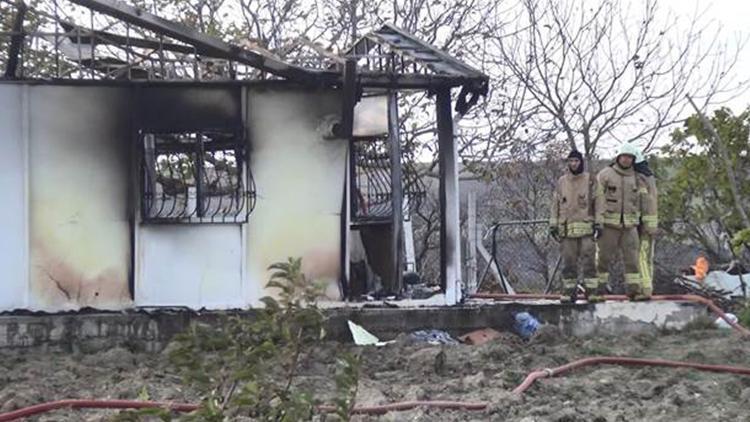 Silivrideki yangın yürek dağladı 2 kardeş hayatını kaybetti