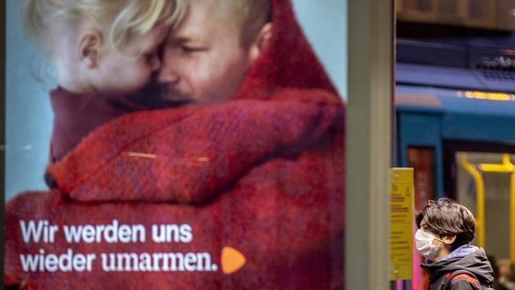 Almanyada koronavirüs ölümleri rekor kırdı