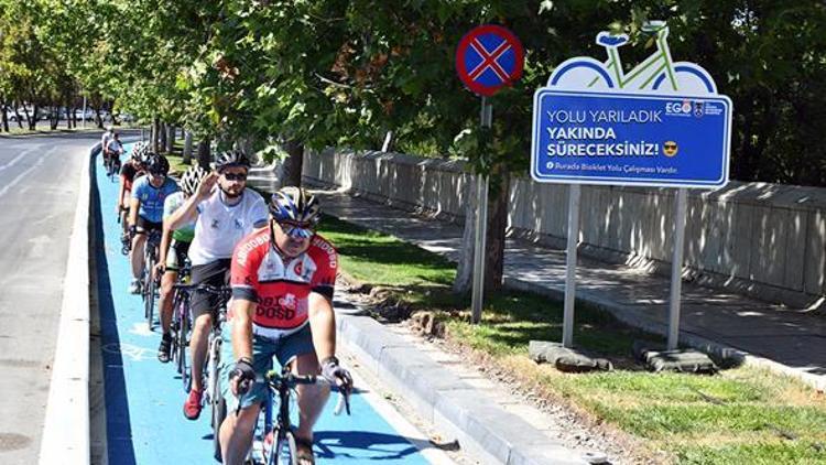 Bisiklet yolu ağır aksak