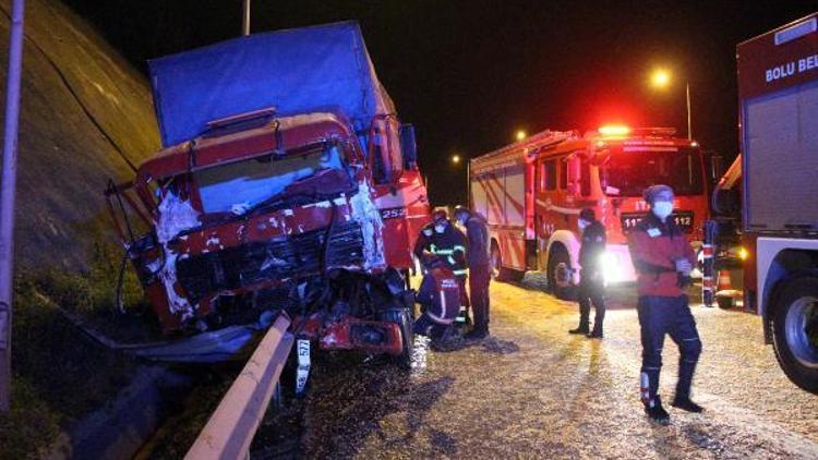 Bolu Dağı’nda kazaya karışan sürücüler hemşehri çıktı