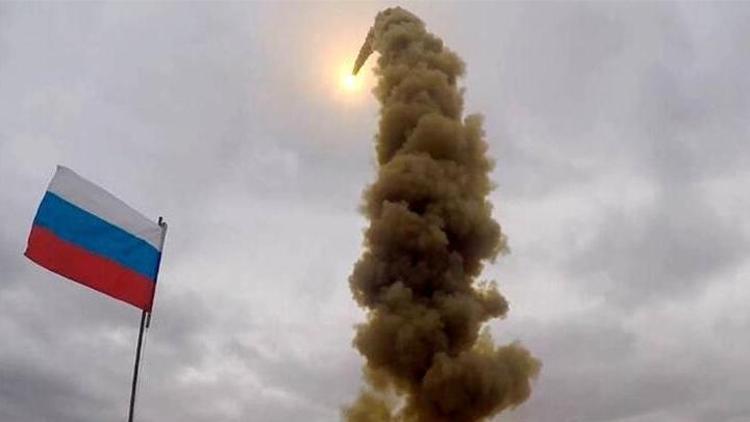 Rusya yeni hava savunma sistemini test etti