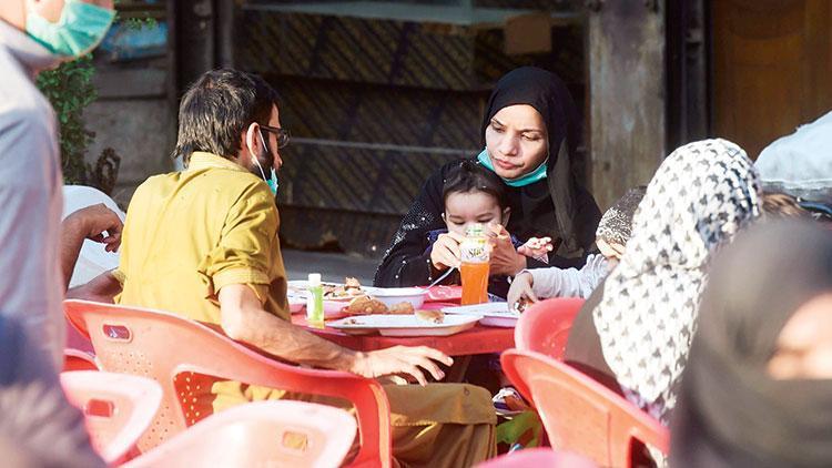 ABDde ilginç araştırma: Korona bulaşan gezmek istiyor