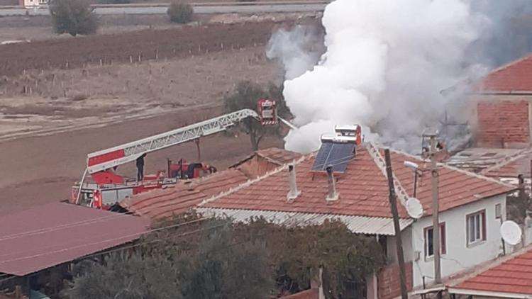 Yalnız yaşayan yaşlı kadın, evinde çıkan yangında öldü