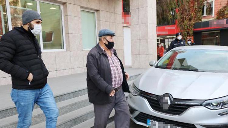 65 yaş kısıtlaması ve karantina ihlali, banka girişinde tespit edildi