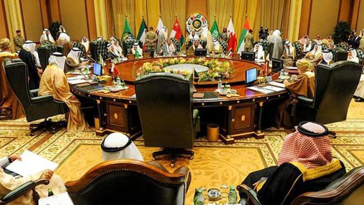 Umman, Kuveytin Körfezdeki uzlaşma çabalarına ilişkin açıklamasını memnuniyetle karşıladı