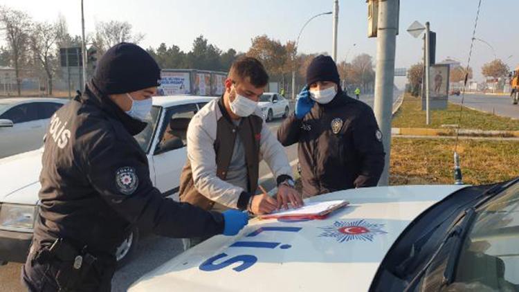 Sokağa çıkma yasağını ihlal etti, polisle tartıştı