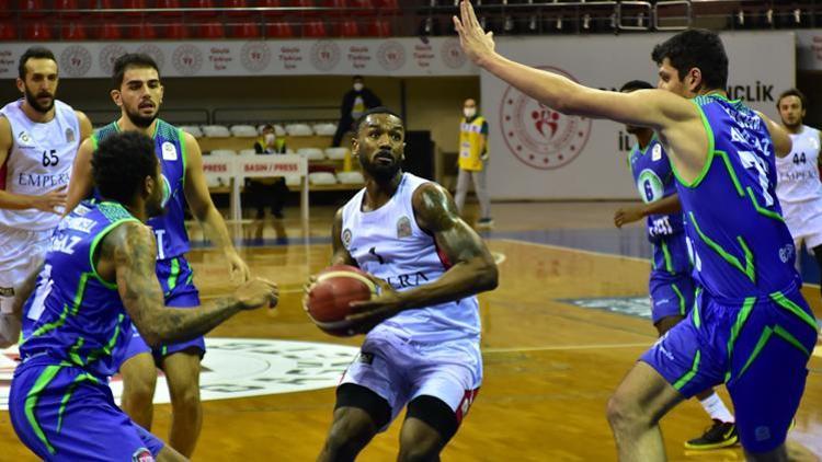 Empera Halı Gaziantep Basketbol: 68 - TOFAŞ: 67