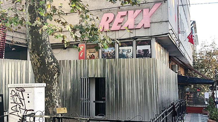 Rexx Sineması’nda yıkım başladı