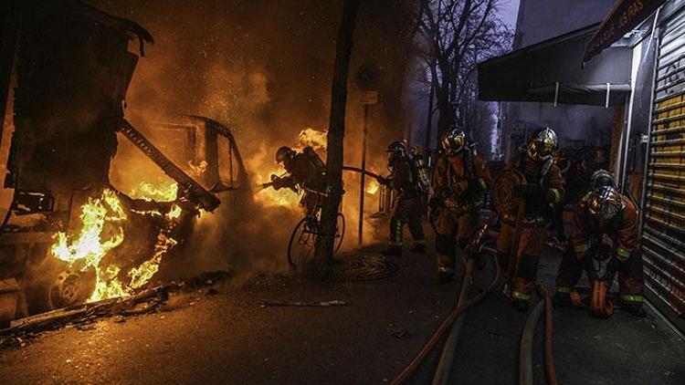 ‘Tasarı çekilene kadar gösterilere devam’