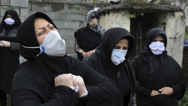 İran: ABD yaptırımları nedeniyle Kovid-19 aşısı alamadık