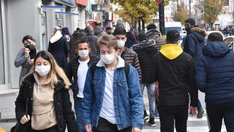 Sivasta kısıtlama sonrası cadde ve sokaklarda yoğunluk