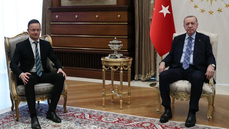 Cumhurbaşkanı Erdoğan, Macaristan Dışişleri ve Dış Ticaret Bakanı Szıjjarto ile görüştü