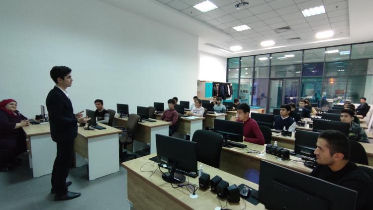 TİKA, Tacikistanda Yazılım Eğitim Merkezi kurdu