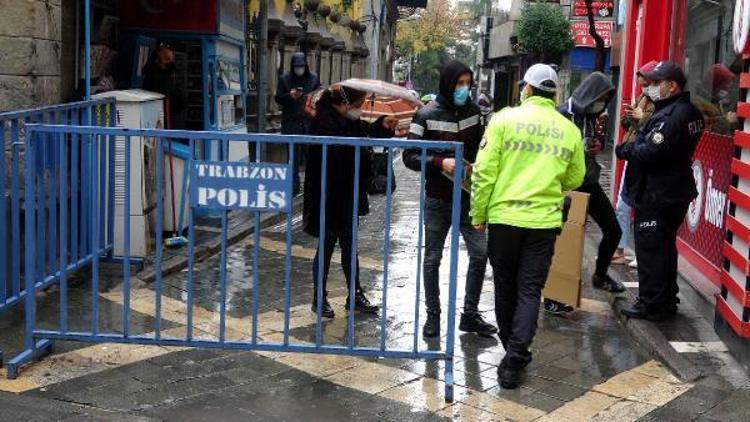 Trabzonda kalabalık cadde ve sokağa HES kodu ile giriş uygulaması başladı