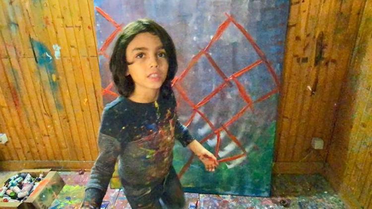 ‘Minik Picasso’ tablodan kazandığı parayı depremzedeler için AFAD’a yatırdı