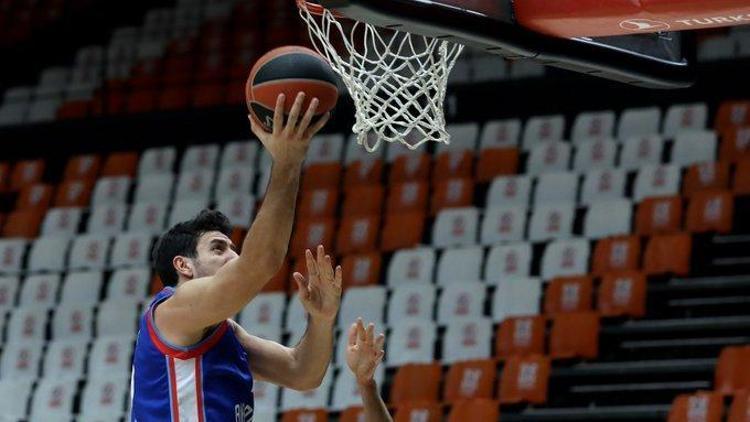 Anadolu Efes 7. kez dalya diyecek 699 maçta 395 galibiyet...