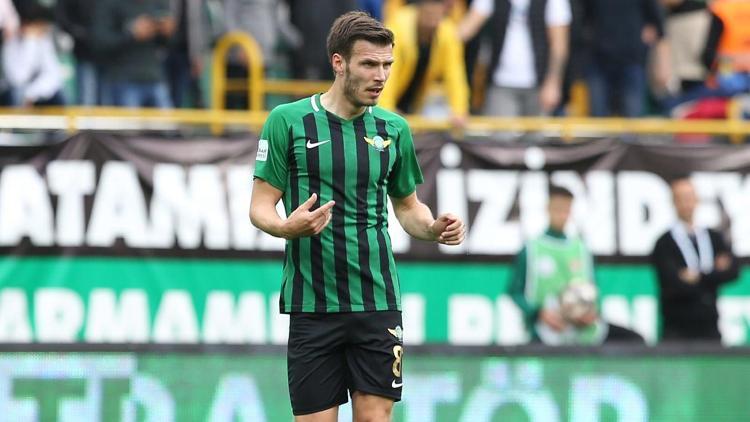 Akhisarspor’da ayrılıklar başladı Bjarnason ülkesine döndü...