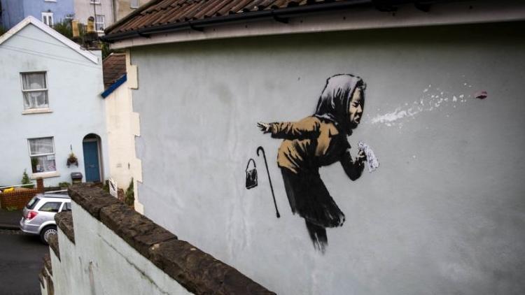 Banksy’nin son eserini duvarına yaptığı evin fiyatı 17 kat arttı