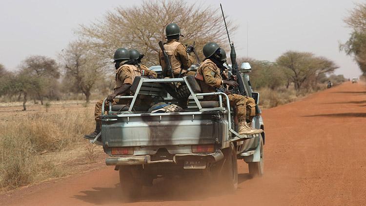 Nijerde 28 kişinin öldürüldüğü terör saldırısının ardından 3 günlük yas