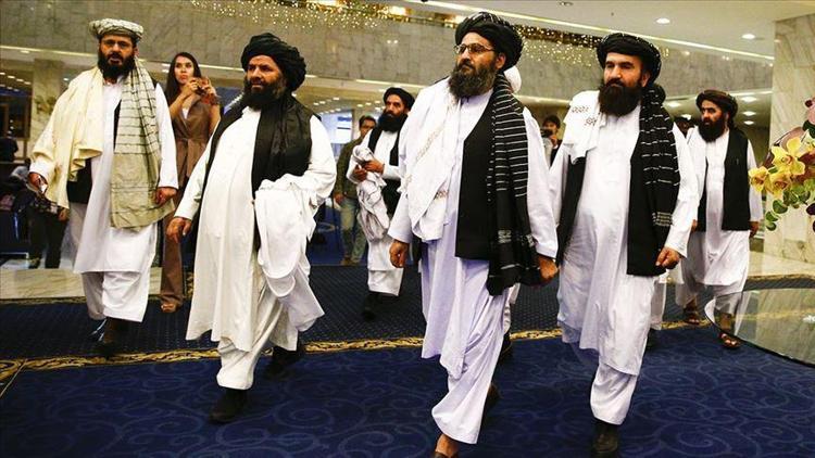 Taliban heyeti barış görüşmelerini ele almak için Pakistan’da