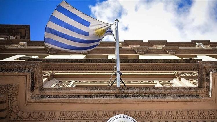 Uruguay Kovid-19 salgını nedeniyle geçici sınır kapatma kararı aldı