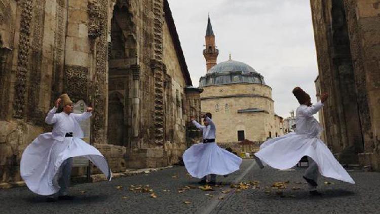 Sivasta Mevlana, Şeb-i Arus klibiyle anıldı