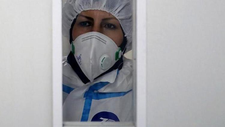 İranda 60 bin hemşire koronavirüse yakalandı