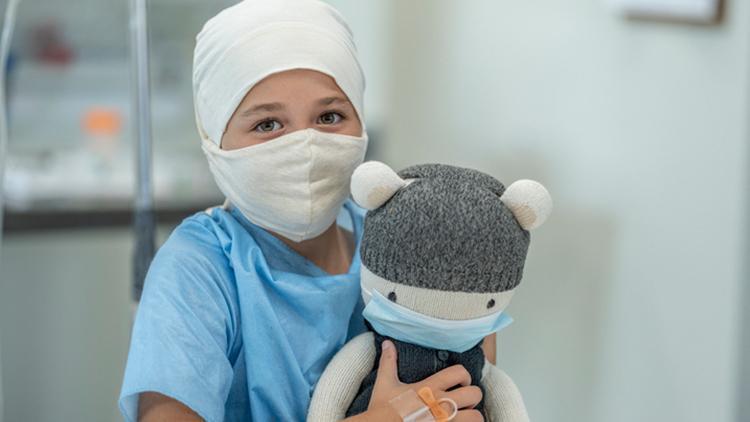 Pandemi döneminde kanserli çocukların takip ve tedavileri nasıl olmalı?