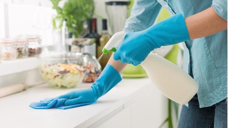 Evde yapabileceğiniz doğal temizlik malzemeleri