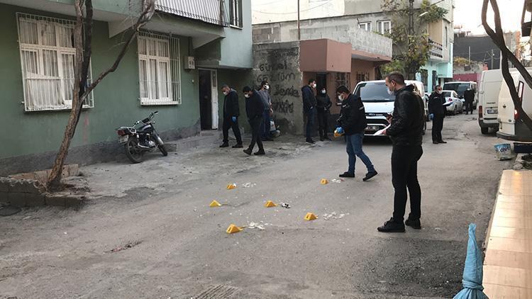 Son dakika haberler: Adanada ses bombası paniği Çok sayıda polis sevk edildi