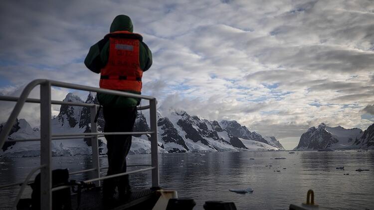 Türk bilim insanı Antarktika Yarımadasında araştırmalar yapacak