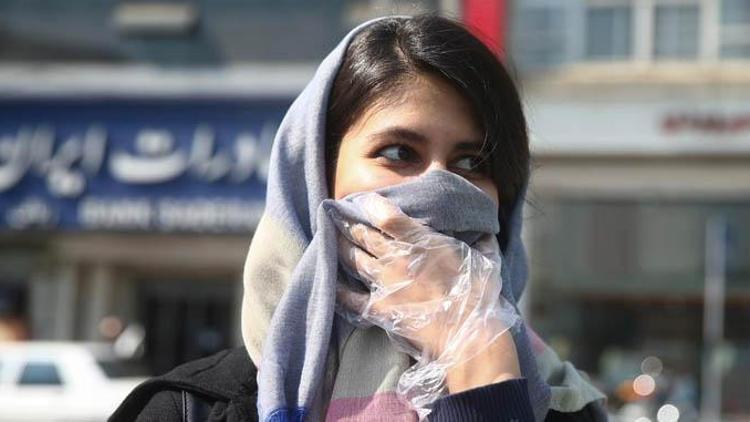 İranda halk kısıtlamalar sürecinde devletten ekonomik destek bekliyor