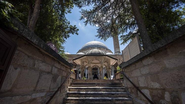 Eskişehirdeki 500 yılık Kurşunlu Camii