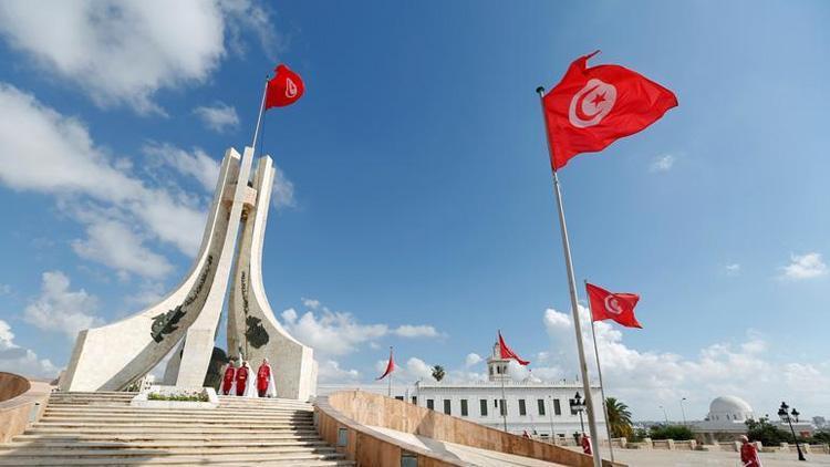 Tunusta görevden alınan eski Çevre Bakanı hakkında tutuklama kararı