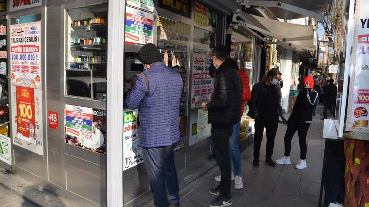 Son dakika... Milli Piyango’nun yılbaşı biletlerine yoğun ilgi Bayilere akın ediyorlar