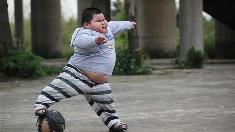 Çinde yetişkinlerin yarısından fazlası obez veya aşırı kilolu