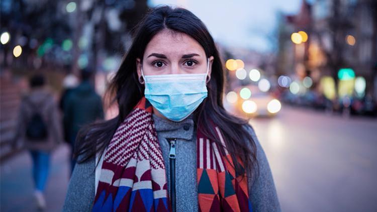 Maske Takmak, Soğuk Havalarda Yüz Felci Riskini Azaltıyor!
