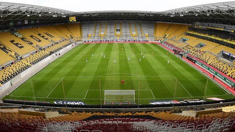 Dynamo Dresden, seyircisiz maçta 72 bin bilet sattı