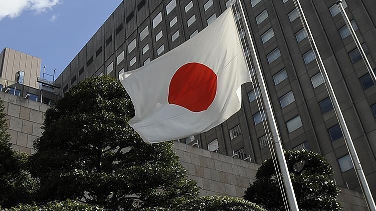Japonyada eski Ulaştırma Bakanı Yuiçiro, koronavirüsten hayatını kaybetti