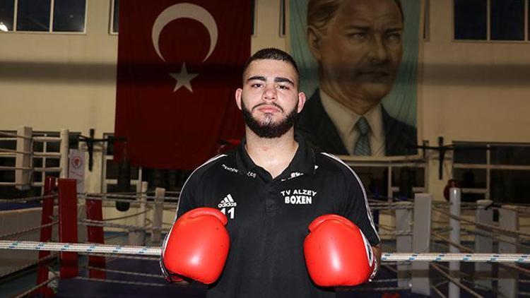 Gurbetçi boksör yumruğunu Türkiye için sallayacak