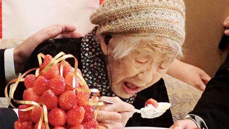 Guinness Rekorlar Kitabına göre dünyanın en yaşlısı Kane Tanako doğum gününü kutladı