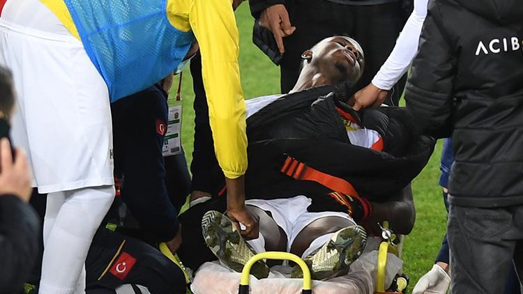 Yeni Malatyasporlu futbolcu Ndayishimiye, maç sonu rahatsızlık geçirdi