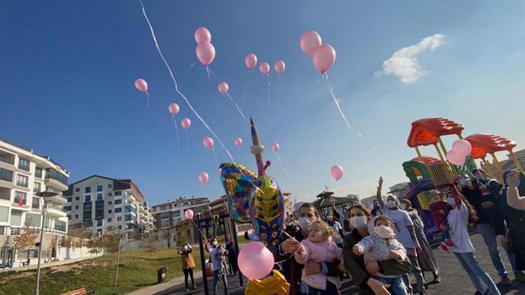 Mutluluk balonları Öykü için uçuruldu